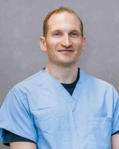 Dr. Andrew Schlussel Headshot
