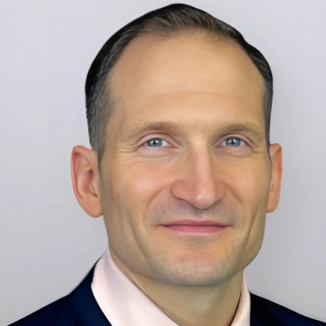 Dr. Andrew Schlussel Headshot